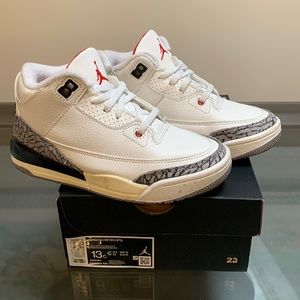 Children’s Jordan’s 3 Retro (PS) size 13c White Grey Red Black